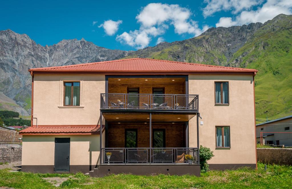 Travel Inn Kazbegi room 5